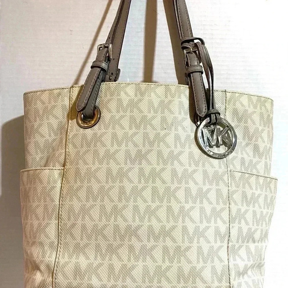 Michael kors white gray MK signature print canvas handbag - Picture 9 of 10